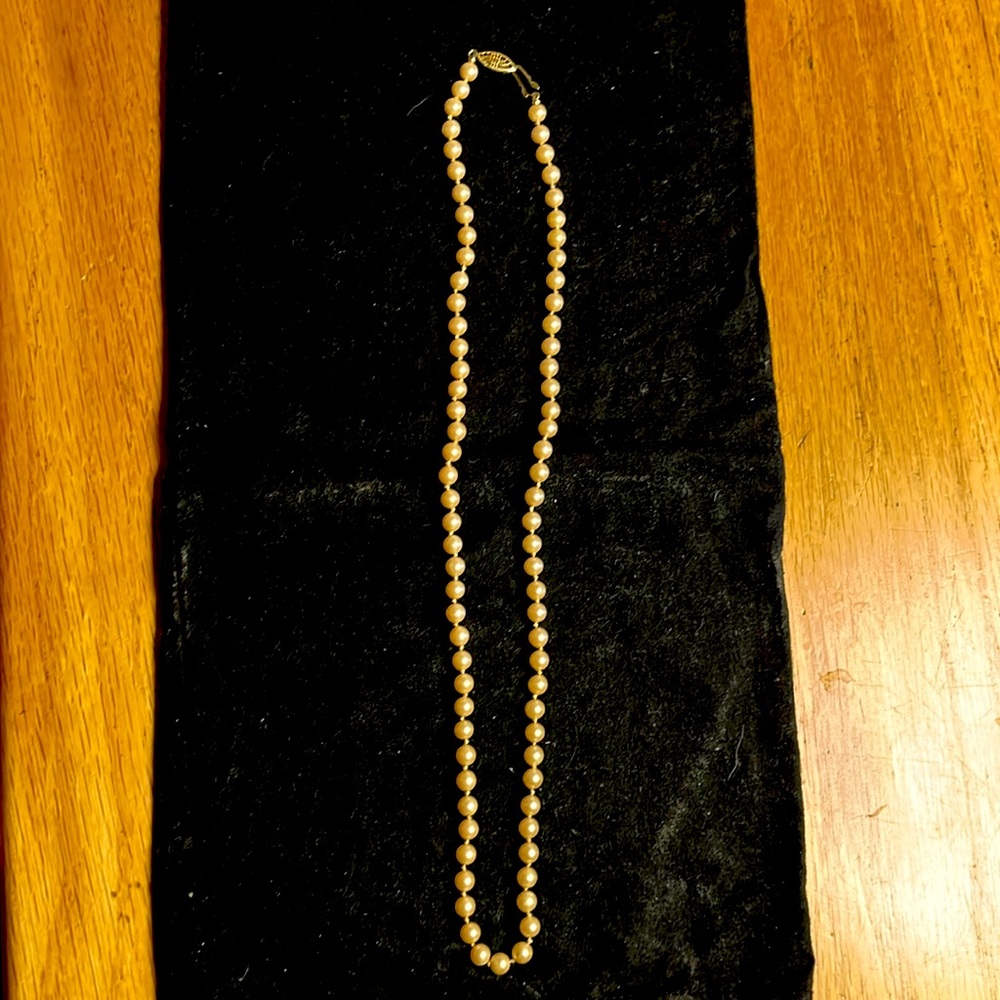 Vintage Faux Pearl Necklace